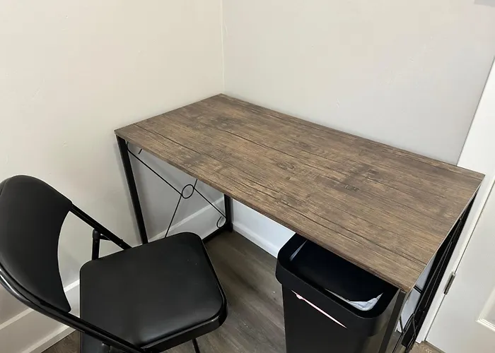 Beautiful Near Downtwon - Free Parking! Privatunterkunft