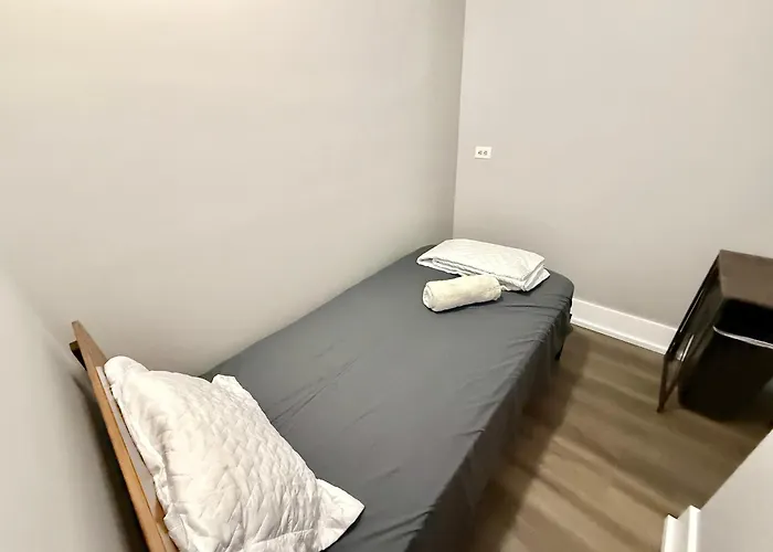 Beautiful Near Downtwon - Free Parking! *